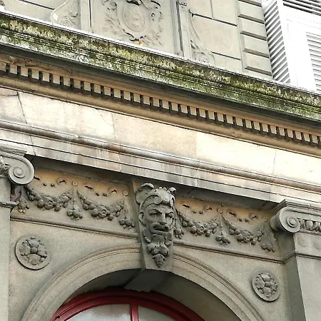 Castle Pfaff Centar