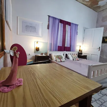 Castle Pfaff Centar Apartment *